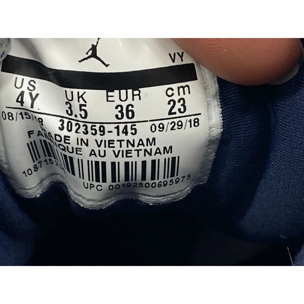 Air Jordan 9 Retro GS‎ White/Blue Size 4Y 302359-145
